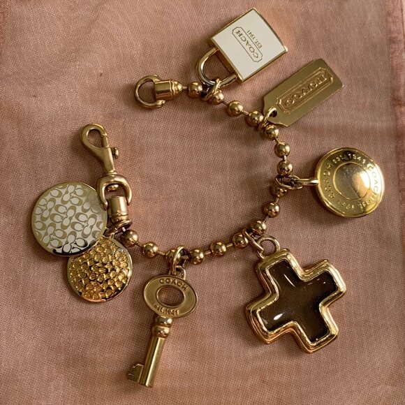 Coach Charm Bracelet Chunky VTG Gold Tone 7 1/2" - Picture 2 of 13